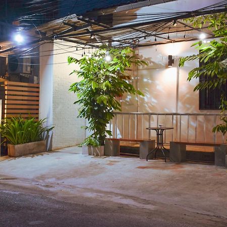Costa Bed Hua Hin Vandrehjem Eksteriør billede